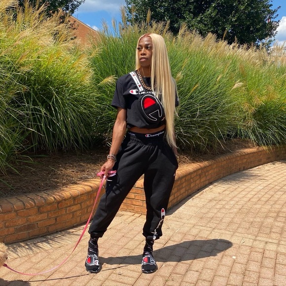 Meet your Posher, Jaliyah - Picture 10 of 15